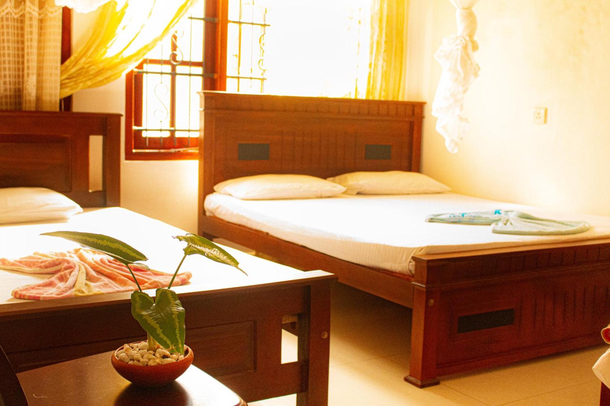 Golden Town Hotel Tangalle Eksteriør billede